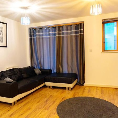 1 Bed - Sleeps 2 - 7 Min Walk To Hackney Station Leilighet London Eksteriør bilde